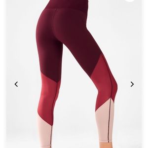 Fabletics 7/8 powerhold leggings tricolor